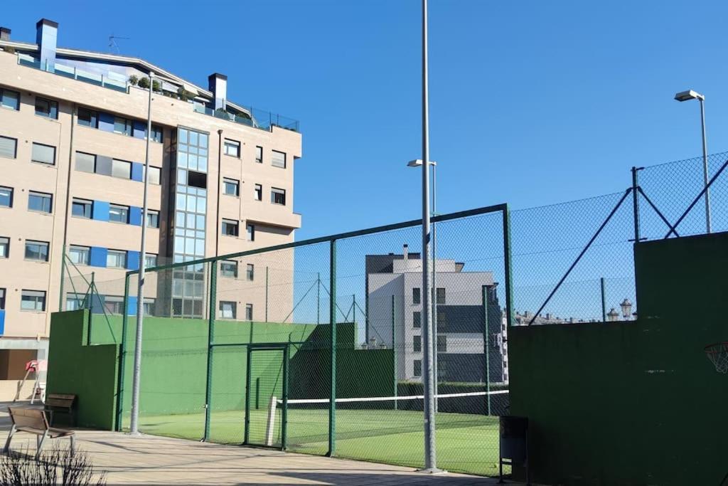 Atico Mirador Del Naranco, Parking Gratuito, Wifi, Zona Residencial Leilighet Oviedo Eksteriør bilde